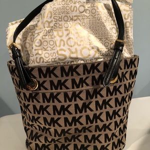 Michael Kors Initial Bag